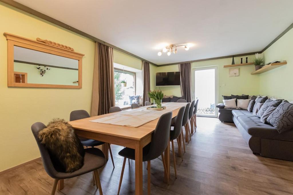 Fusch an der Grossglocknerstrasse Chalet Charlotte מראה חיצוני תמונה