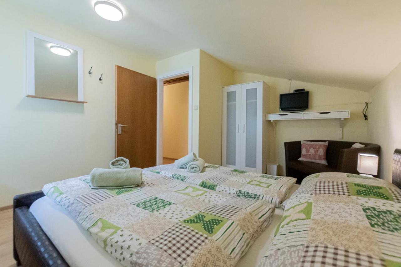 Fusch an der Grossglocknerstrasse Chalet Charlotte מראה חיצוני תמונה